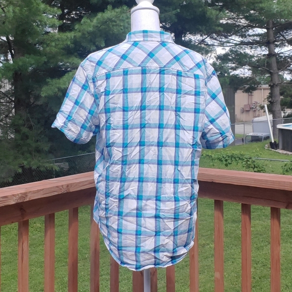 American rag blue green white plaid button top L - Picture 7 of 8